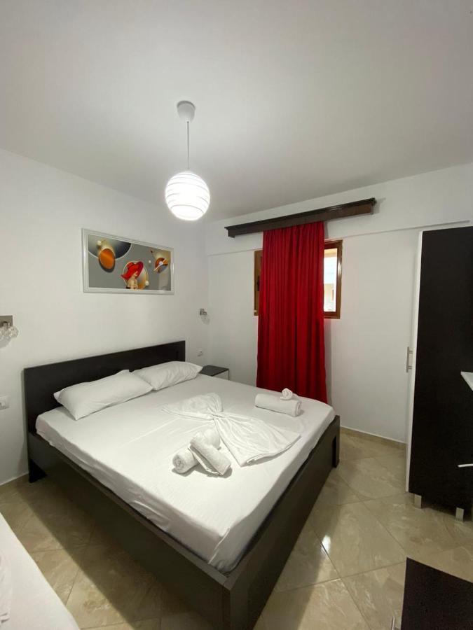 Dosti Apartment Ксамил Экстерьер фото