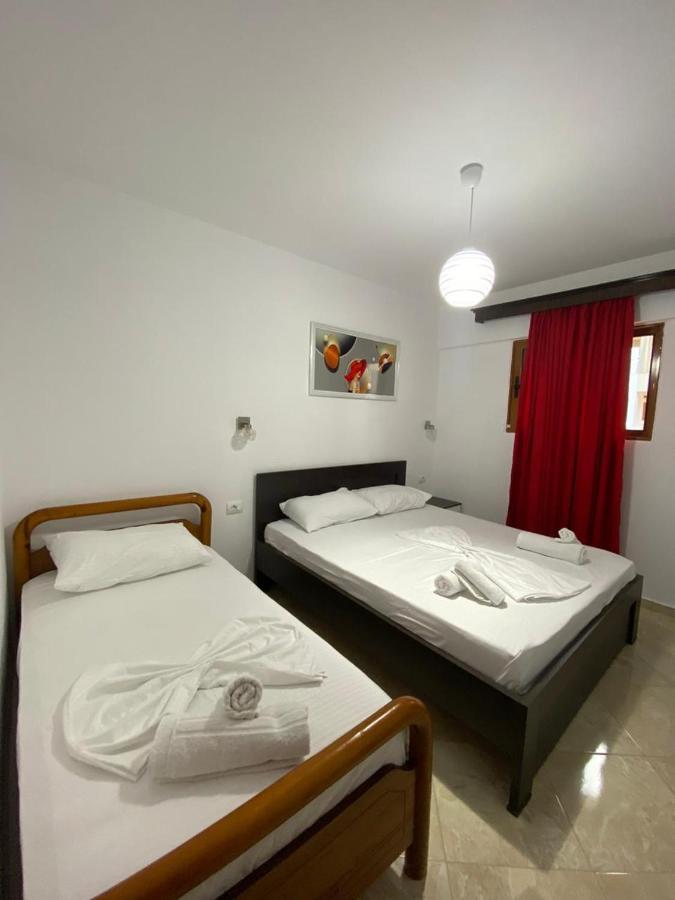 Dosti Apartment Ксамил Экстерьер фото